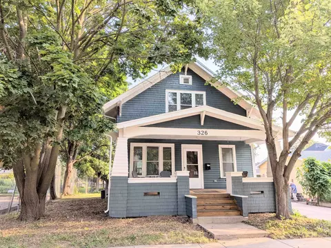 Exterior - 326 E Summer St, Appleton, WI 54911 photo 2 of 7
