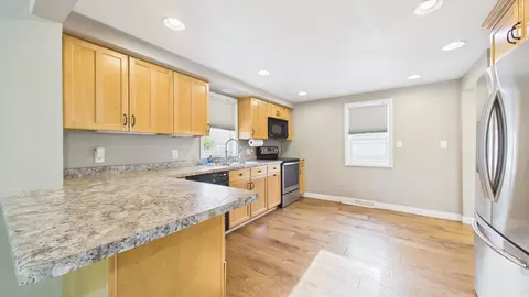 Kitchen - 919 N Sharon St, Appleton, WI 54914 photo 2 of 2