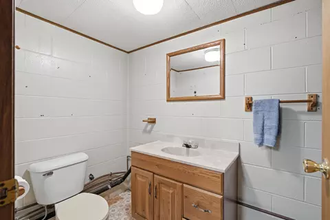 Bath - 3090 W 1st Ave, Appleton, WI 54914 photo 3 of 3