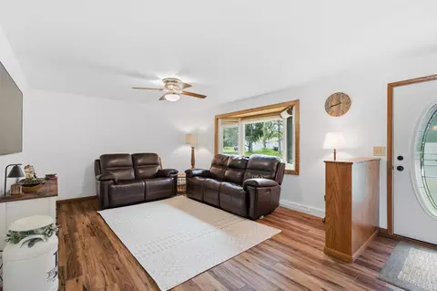 Living - 3090 W 1st Ave, Appleton, WI 54914 photo 2 of 4