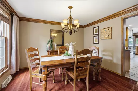 Dining - 1502 E Cranberry Dr, Appleton, WI 54915 photo 1 of 1