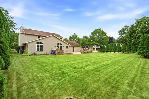 Exterior - 1502 E Cranberry Dr, Appleton, WI 54915 photo 6 of 6