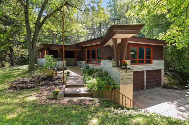 2532 Sheridan Dr, Green Bay, WI 54302