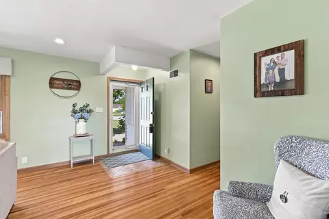 Entry Way - 4521 W Capitol Dr, Appleton, WI 54913 photo 1 of 2