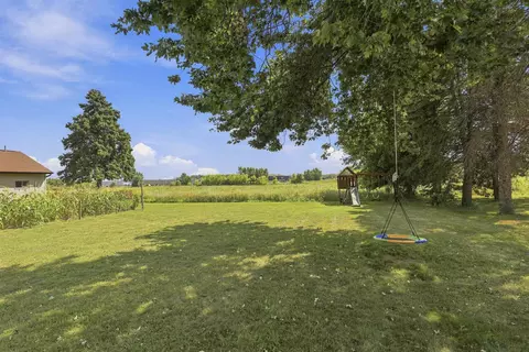 Exterior - 4521 W Capitol Dr, Appleton, WI 54913 photo 6 of 7