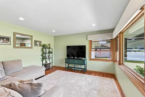 Living - 4521 W Capitol Dr, Appleton, WI 54913 photo 1 of 2