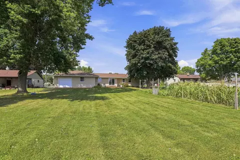 Exterior - 4521 W Capitol Dr, Appleton, WI 54913 photo 7 of 7