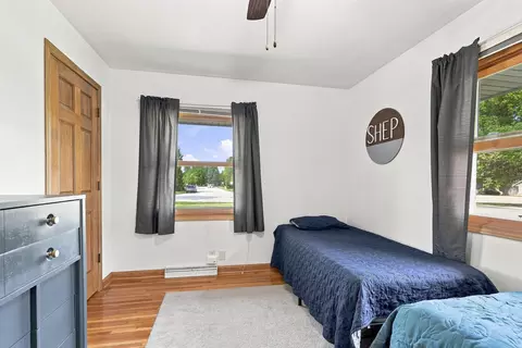 Bedroom - 4521 W Capitol Dr, Appleton, WI 54913 photo 3 of 5