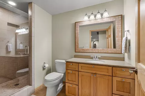 Bath - w6571 Austin Drive, Appleton, WI 54915 photo 8 of 8
