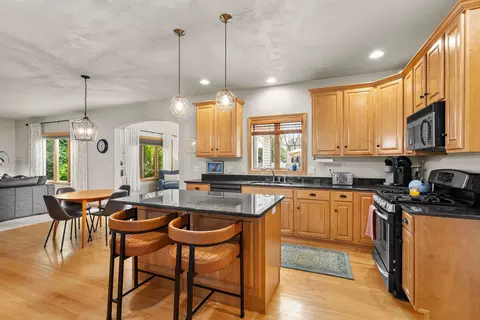 Kitchen - w6571 Austin Drive, Appleton, WI 54915 photo 5 of 7