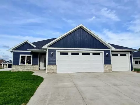1655 Grace Garden Way, De Pere, WI 54115