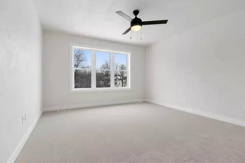 Bedroom - W5625 Grey Drive, Appleton, WI 54915 photo 4 of 7