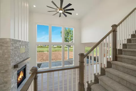 Entry Way - 122 Beckerae Ct, Wrightstown, WI 54180 photo 9 of 11