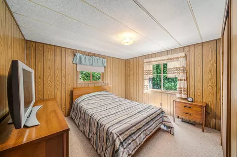 Bedroom - w2939 Badger Drive, Pine River, WI 54965 photo 4 of 4