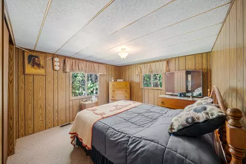 Bedroom - w2939 Badger Drive, Pine River, WI 54965 photo 2 of 4