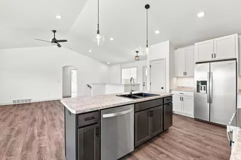 Kitchen - 587 Emerald Isle Ct, Wrightstown, WI 54180 photo 3 of 3