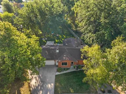 View/Area - 2108 S Horizon Dr, Appleton, WI 54915 photo 1 of 7