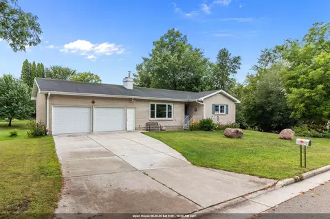 121 N Parkview Ave, Marion, WI 54950