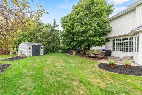 Exterior - 601 E Carrington Ln, Appleton, WI 54913 photo 15 of 16