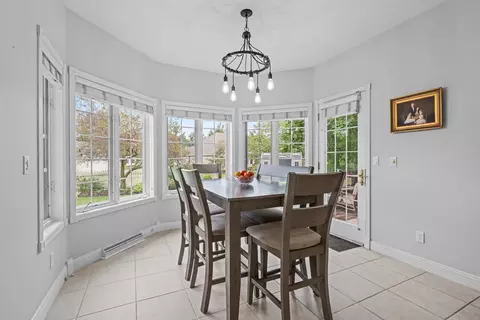 Dining - 601 E Carrington Ln, Appleton, WI 54913 photo 1 of 2