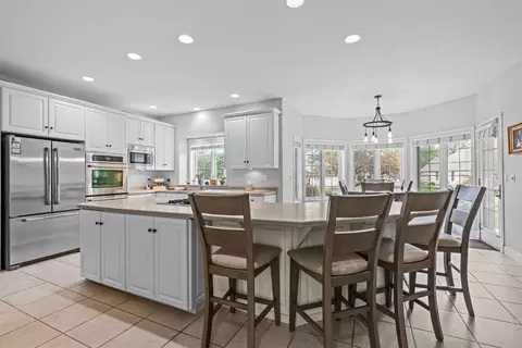 Kitchen - 601 E Carrington Ln, Appleton, WI 54913 photo 6 of 7