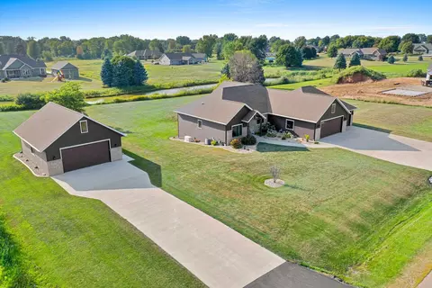 View/Area - n3025 Steeple Drive, Appleton, WI 54913 photo 3 of 8