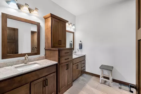Bath - n3025 Steeple Drive, Appleton, WI 54913 photo 1 of 4