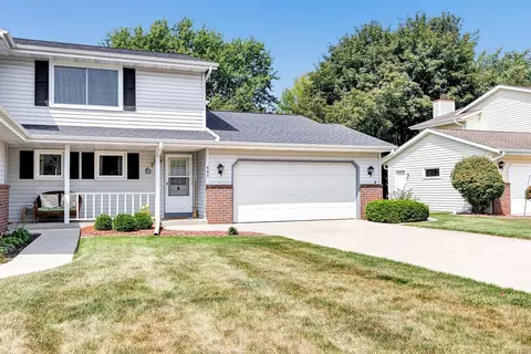 437 Silver Spring Dr, Green Bay, WI 54303
