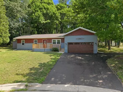 462 N 7th Pl, Sturgeon Bay, WI 54235