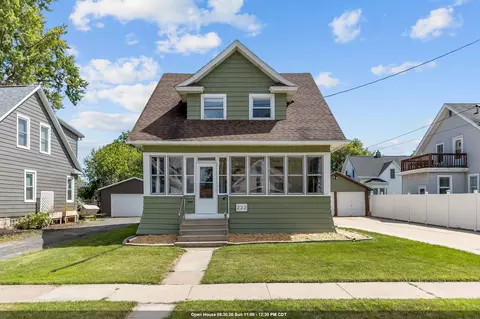 222 Harrison St, Neenah, WI 54956