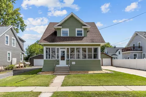 222 Harrison St, Neenah, WI 54956