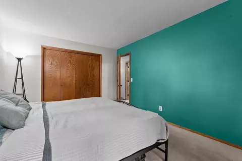 Bedroom - 1400 S Chickadee Ln, Appleton, WI 54915 photo 2 of 5
