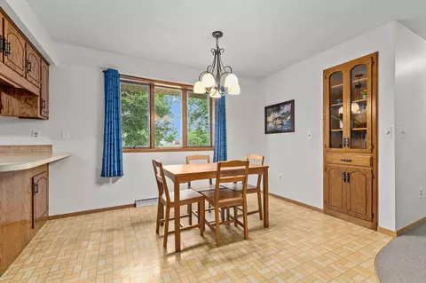 Dining - 1400 S Chickadee Ln, Appleton, WI 54915 photo 3 of 3