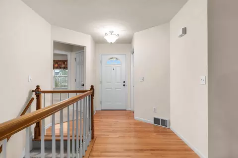 Entry Way - 2936 N Appleton St, Appleton, WI 54911 photo 1 of 1