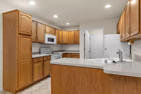 Kitchen - 2936 N Appleton St, Appleton, WI 54911 photo 1 of 5