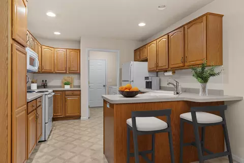 Kitchen - 2936 N Appleton St, Appleton, WI 54911 photo 4 of 5