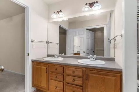 Bath - 2936 N Appleton St, Appleton, WI 54911 photo 3 of 5