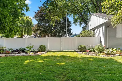 Exterior - 825 W Marquette St, Appleton, WI 54914 photo 18 of 24