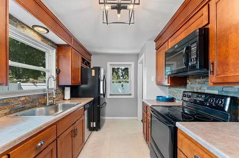 Kitchen - 825 W Marquette St, Appleton, WI 54914 photo 4 of 6