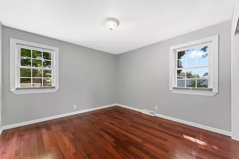 Bedroom - 825 W Marquette St, Appleton, WI 54914 photo 5 of 7