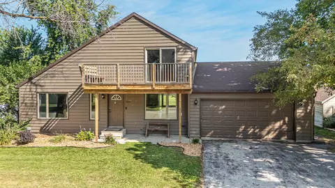 305 E Forest St, Black Creek, WI 54106