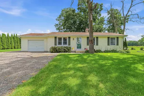 n5473 Grandwood Drive, Fond Du Lac, WI 54937