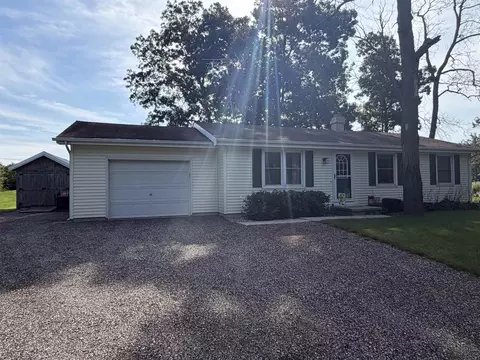 n5473 Grandwood Drive, Fond Du Lac, WI 54937