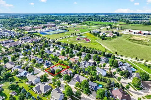 View/Area - 2624 E Sundance Dr, Appleton, WI 54913 photo 3 of 7