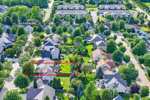 View/Area - 2624 E Sundance Dr, Appleton, WI 54913 photo 4 of 7