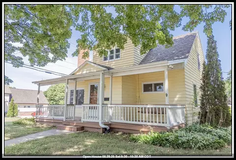 615 Buck St, New London, WI 54961