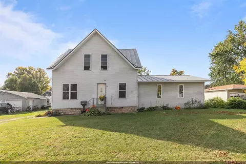 514 E Beacon Ave, New London, WI 54961
