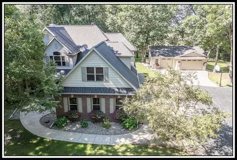n3839 Woodfield Lane, New London, WI 54961
