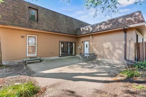 Exterior - 1710 W Marquette St, Appleton, WI 54914 photo 6 of 7