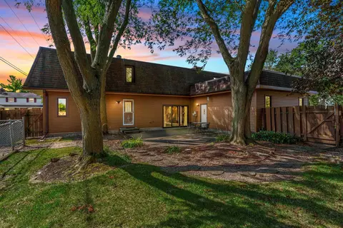 Exterior - 1710 W Marquette St, Appleton, WI 54914 photo 3 of 7